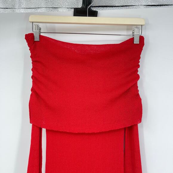 Lovers and Friends | Peregrine Off The Shoulder Maxi Dress in Red Sheer Knit S - Picture 5 of 14